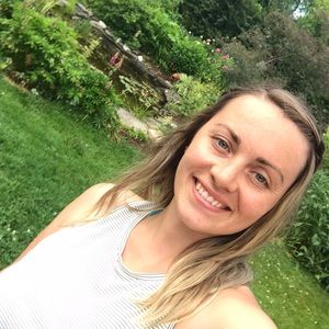 Meet your Posher, Cassandra